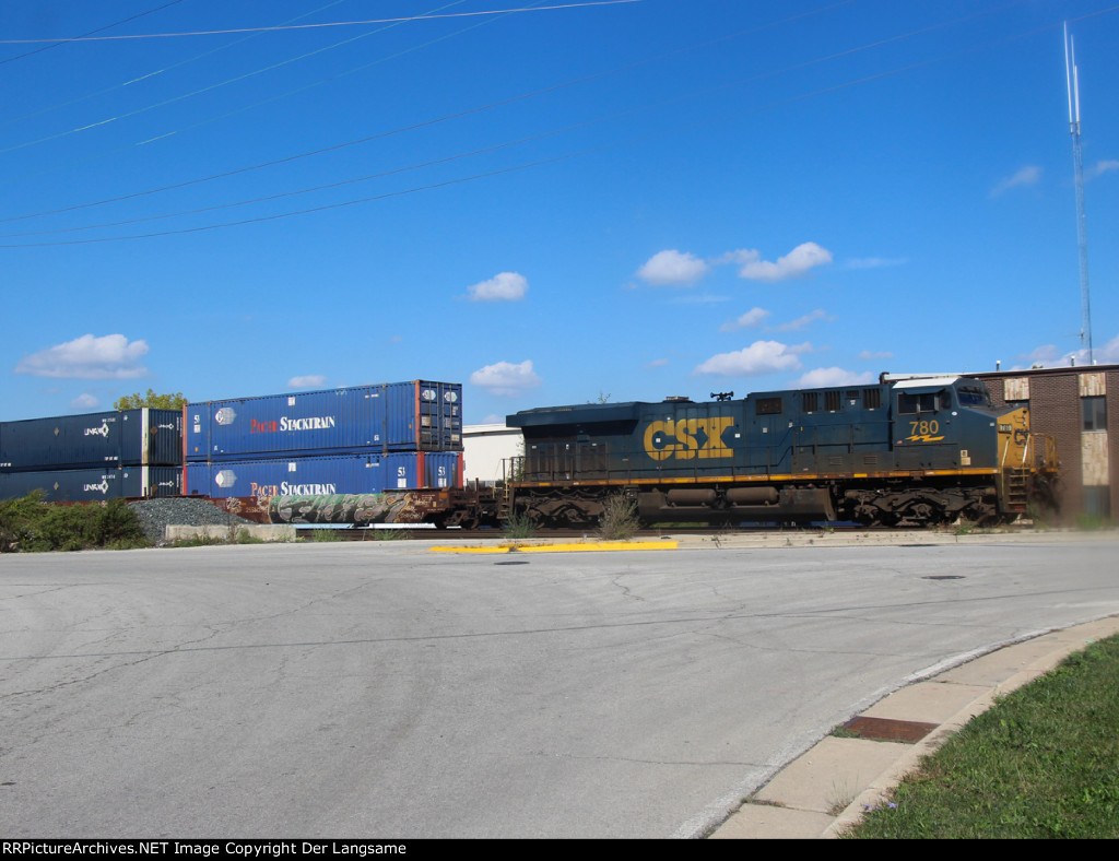 CSX 780